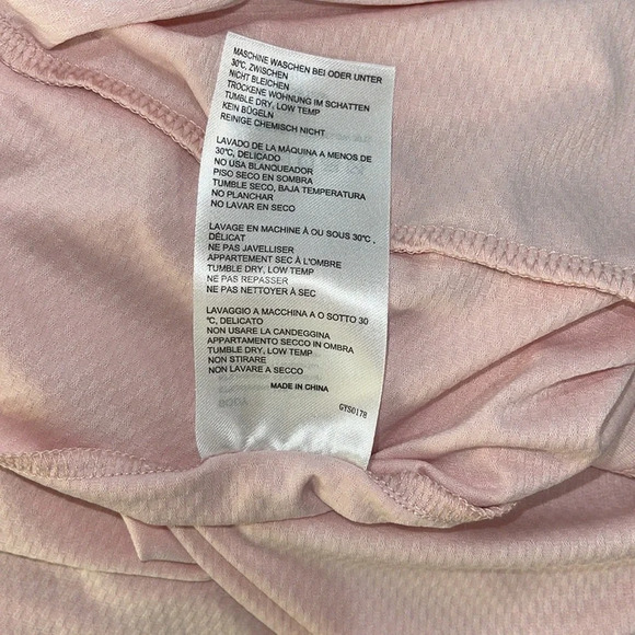 NWOT BALEAF ATHLETIC SLEEVELESS TOP - Picture 8 of 9